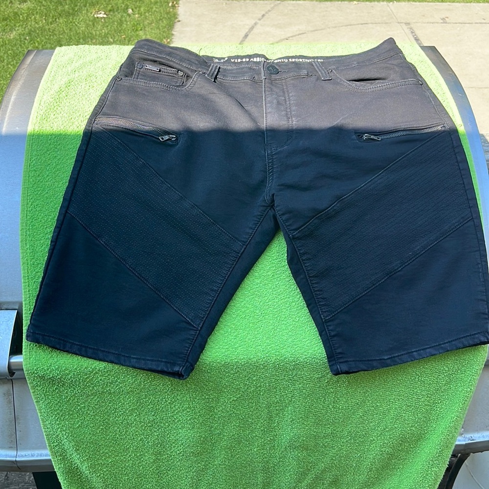 Versace V19-69 shorts